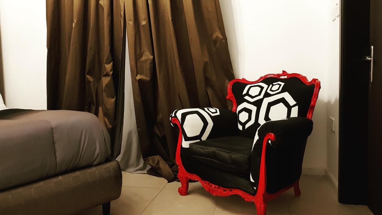Boutique Apartments Saint Julians سانت جوليان المظهر الخارجي الصورة
